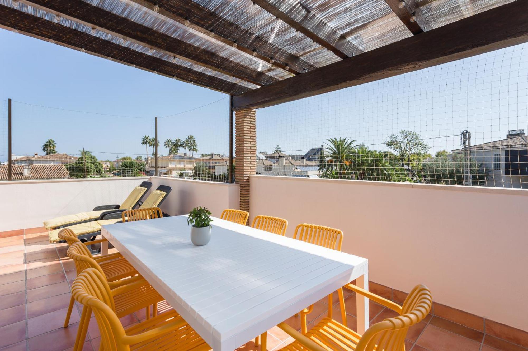 Resort Villa Luny กันดิอา ภายนอก รูปภาพ