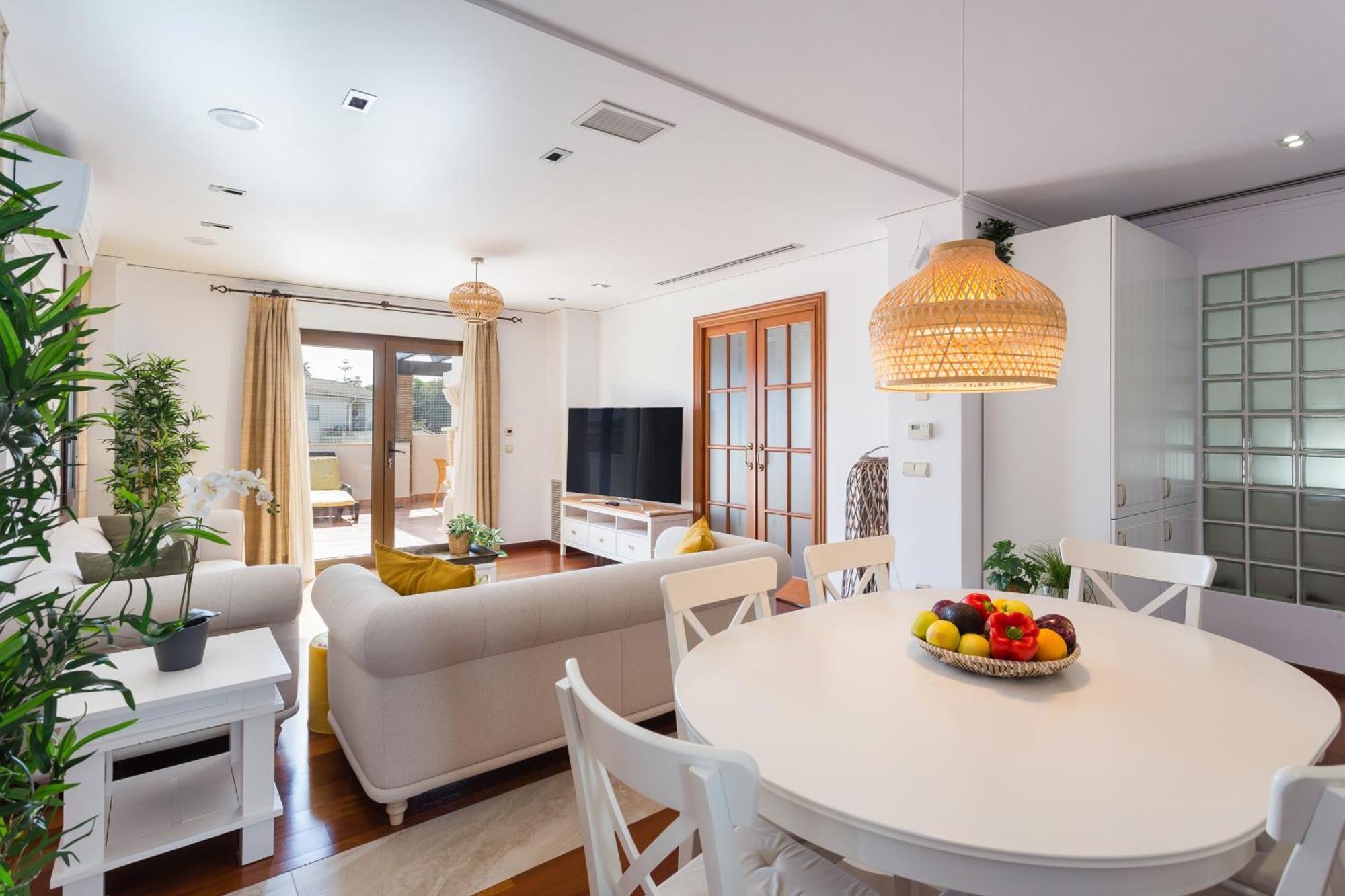 Resort Villa Luny กันดิอา ภายนอก รูปภาพ