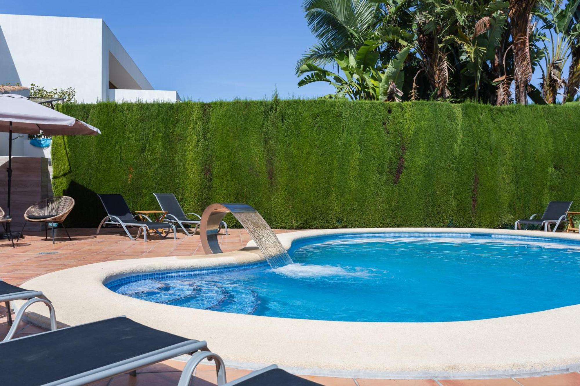 Resort Villa Luny กันดิอา ภายนอก รูปภาพ