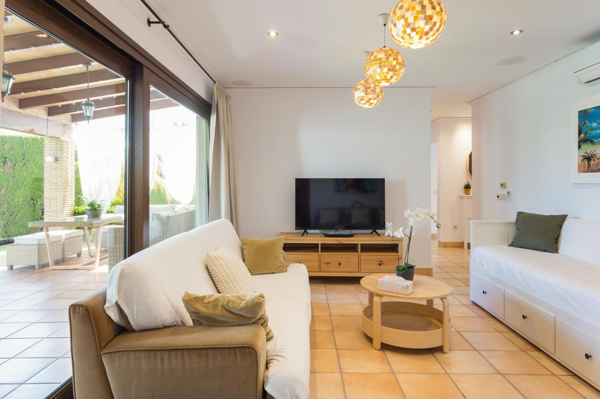 Resort Villa Luny กันดิอา ภายนอก รูปภาพ